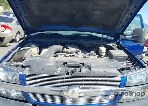 2003 Chevrolet Silverado K2500 Heavy Duty из США, поврежденный, VIN 1GCHK23103F196813